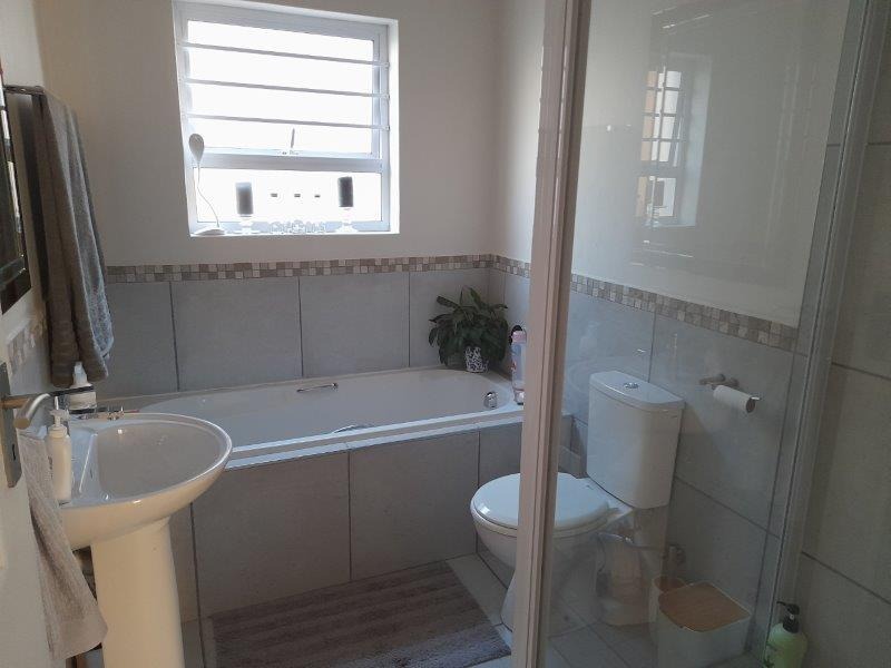 2 Bedroom Property for Sale in Vredenburg Western Cape